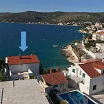 Apartment Modri Dragulj *