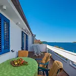 Modri Dragulj Apartment *