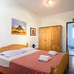 Apartment Modri Dragulj *