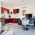 Modri Dragulj Apartment