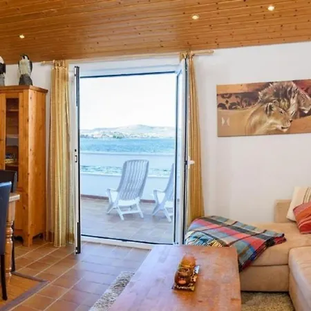 Modri Dragulj דירה Ražanj