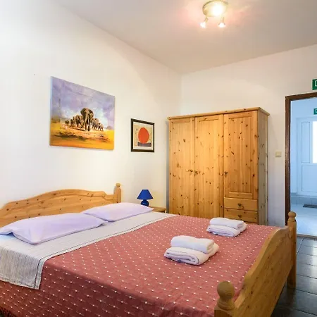 Apartament Modri Dragulj *