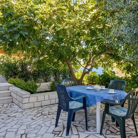 Apartament Modri Dragulj Ražanj