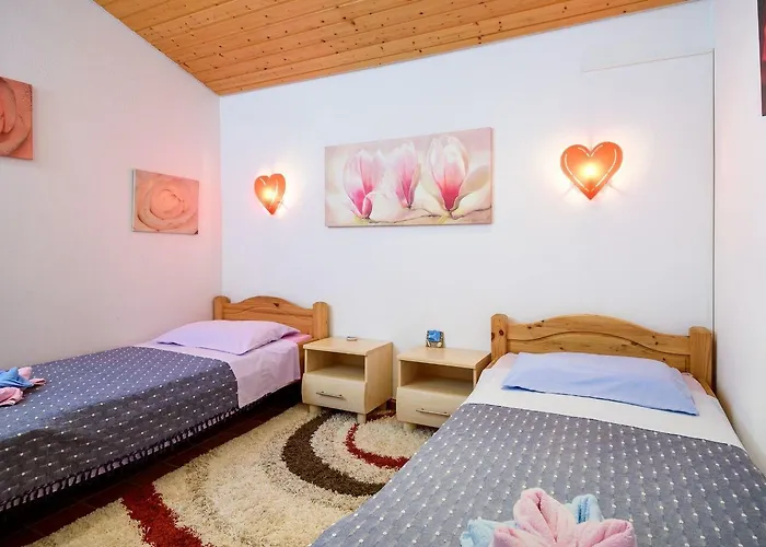 Apartamento Modri Dragulj Ražanj