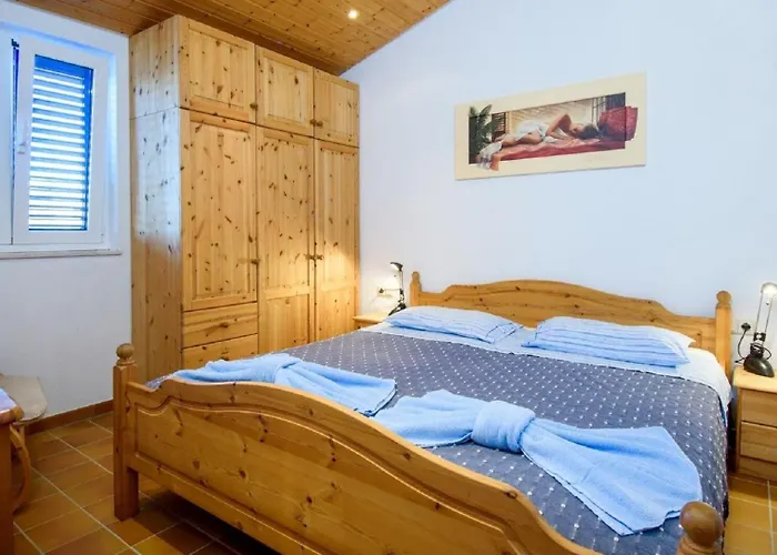 Apartamento Modri Dragulj Ražanj