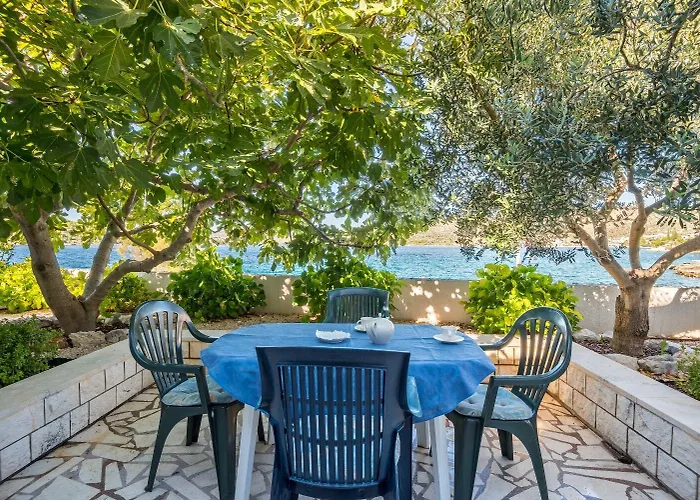 Modri Dragulj Ražanj